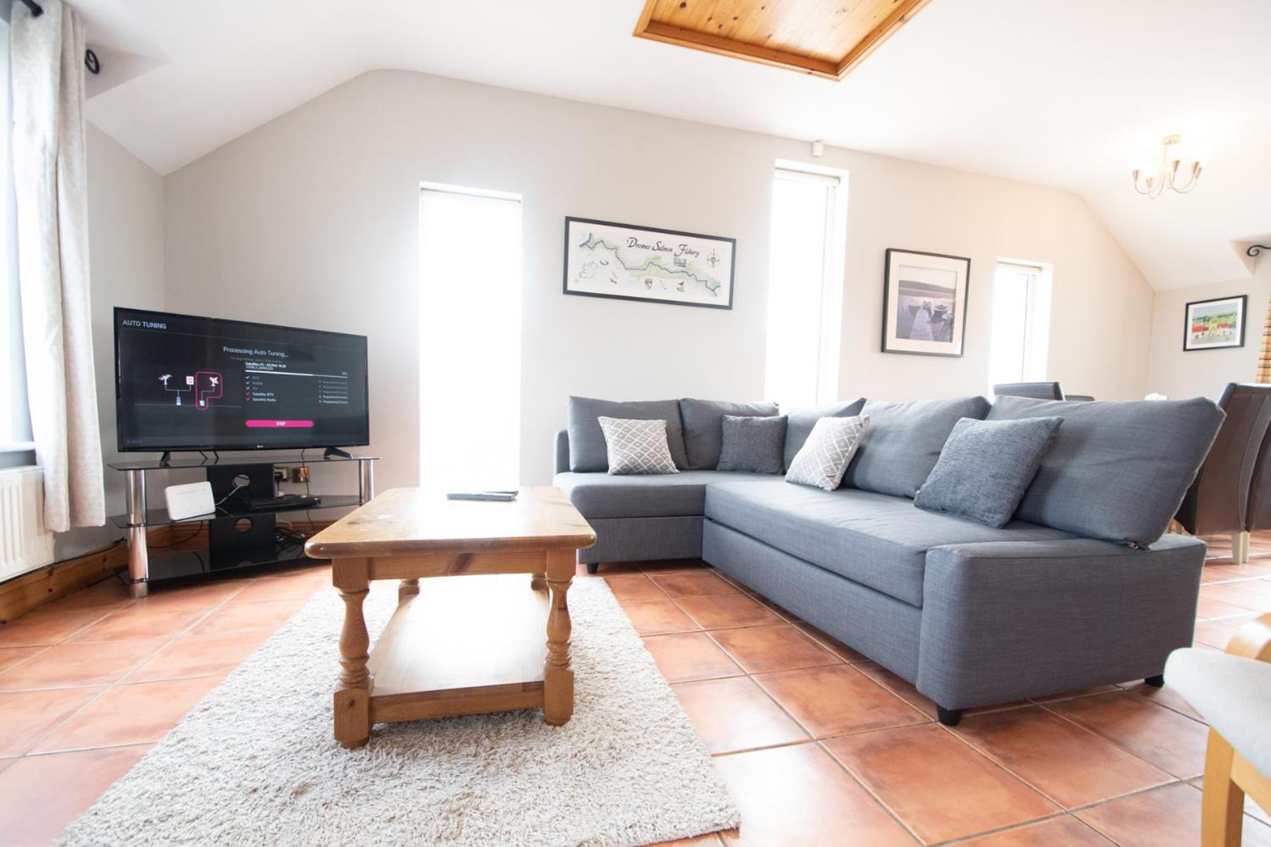 3 Fishery Cottages - 2 Bedroom House Close To Town 班多伦 外观 照片